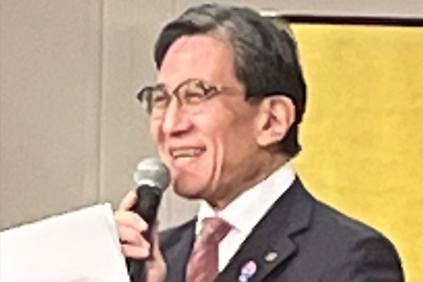 松井　浩治　氏